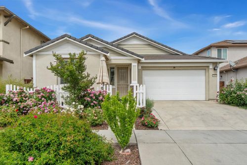 1909 Herrera Dr, Woodland, CA, 95776-5518 | Card Image