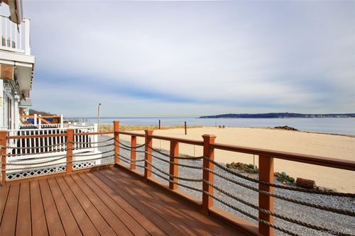 2-75-02 W Shore Rd, Port Washington, NY, 11050 | Card Image