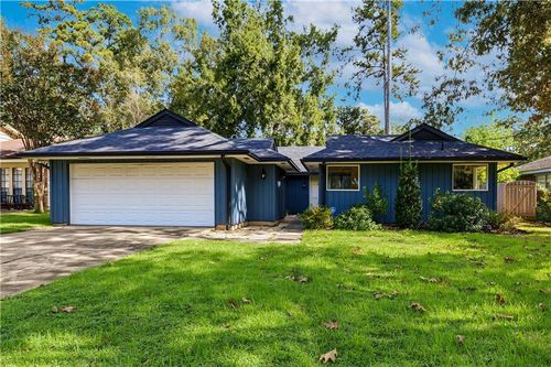 147 Woodside Dr, Mandeville, LA, 70448-3536 | Card Image