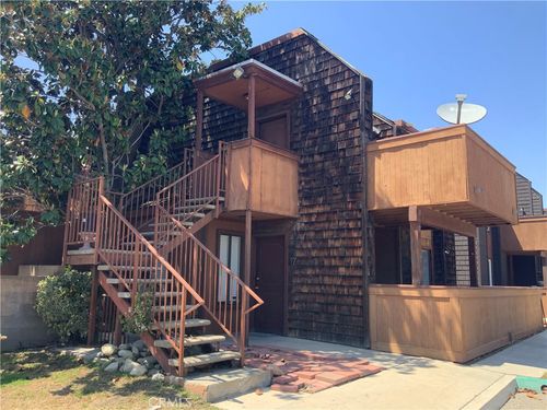 apt-17-9020 Newport Ave, Fontana, CA, 92335-4763 | Card Image