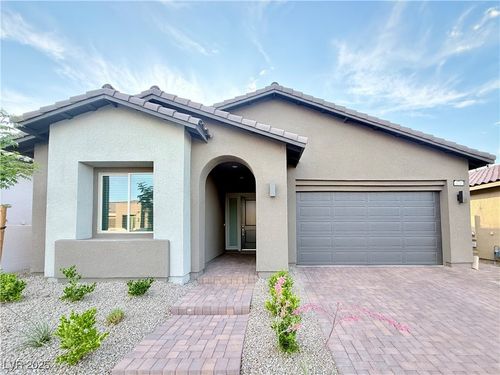 121 Agnew St, Las Vegas, NV, 89138-6311 | Card Image