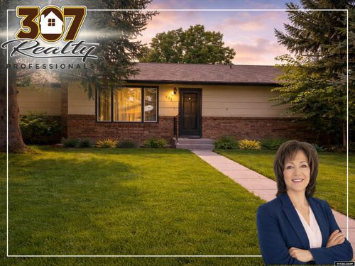 921 E 22nd Ave, Torrington, WY, 82240-2626 | Card Image