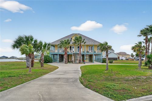 33 Lake Shore Cir, Rockport, TX, 78382-7397 | Card Image
