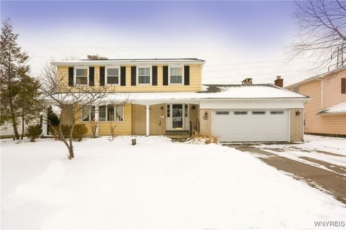 26 Carriage Hill Ct, Amherst, NY, 14221-1544 | Card Image