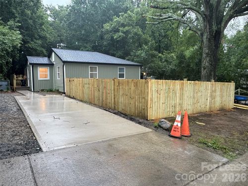1800 Academy Street, Charlotte, NC, 28205 | Card Image