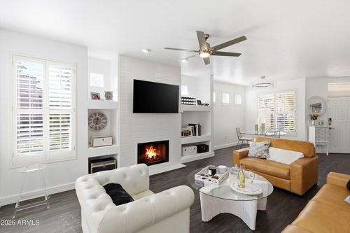 140-1747 E Northern Ave, Phoenix, AZ, 85020-3978 | Card Image