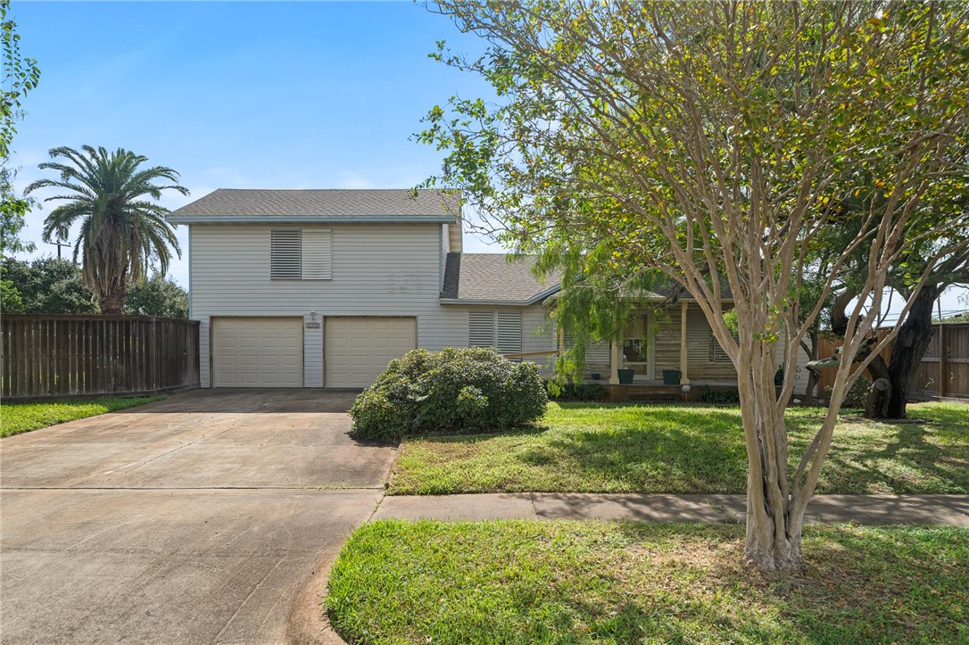 Rife St, Aransas Pass, TX 78336