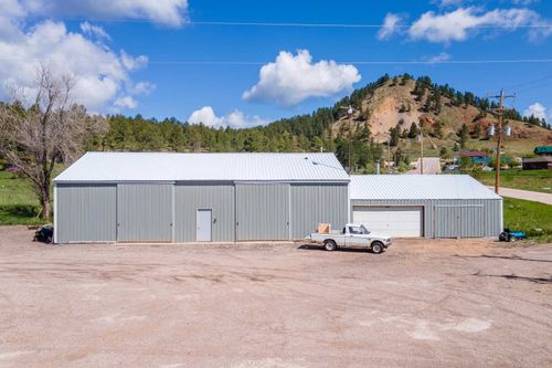 2023 E Cleveland St, Sundance, WY, 82729-5294 | Card Image