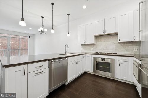 unit-313-410 S Front St, PHILADELPHIA, PA, 19147-1711 | Card Image