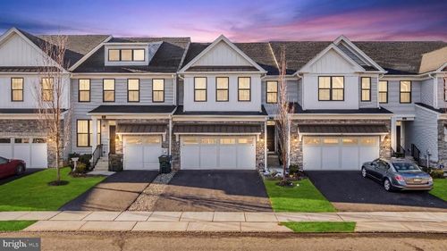 23 Clover Ln, MONROE TOWNSHIP, NJ, 08831-7198 | Card Image