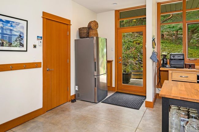 276 Porter Road, House other with 1 bedrooms, 2 bathrooms and null parking in Mayne Island BC | Image 24