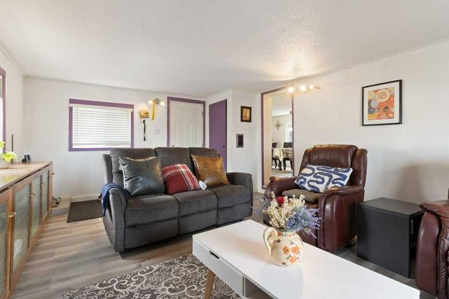 294 - 6220 17 Avenue Se, Home with 3 bedrooms, 2 bathrooms and 2 parking in Calgary AB | Image 3