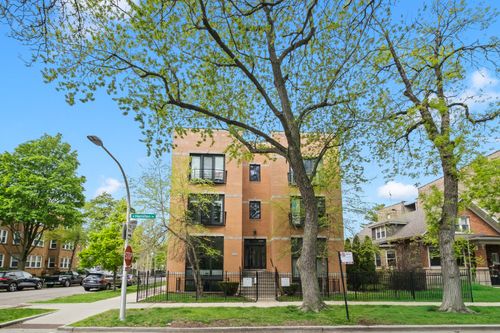 1s-7300 N Hamilton Ave, Chicago, IL, 60645-6924 | Card Image