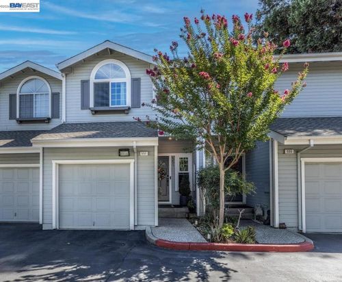 551 Saint John St, Pleasanton, CA, 94566-6580 | Card Image