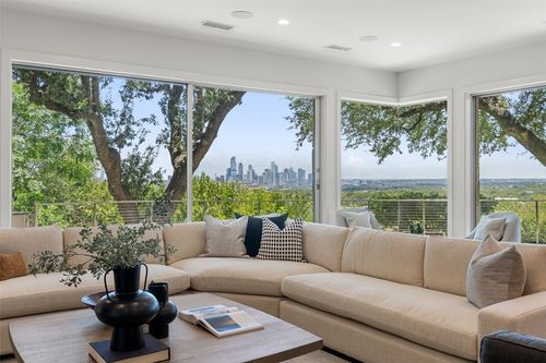 706 Las Lomas Dr, West Lake Hills, TX, 78746-5490 | Card Image