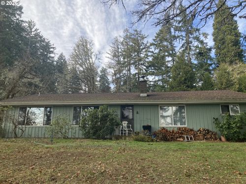 900 Sweet Ln, Cottage Grove, OR, 97424-3006 | Card Image