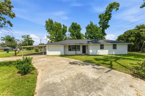 1401 Forest Ln, Sulphur, LA, 70663-3845 | Card Image
