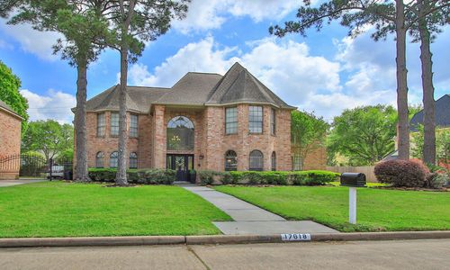 17618 Hidden Forest Dr, Spring, TX, 77379-8762 | Card Image