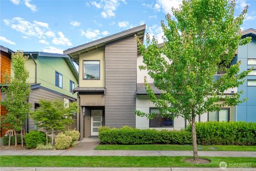 32770 Madrona Ave Se, Black Diamond, WA, 98010-5052 | Card Image