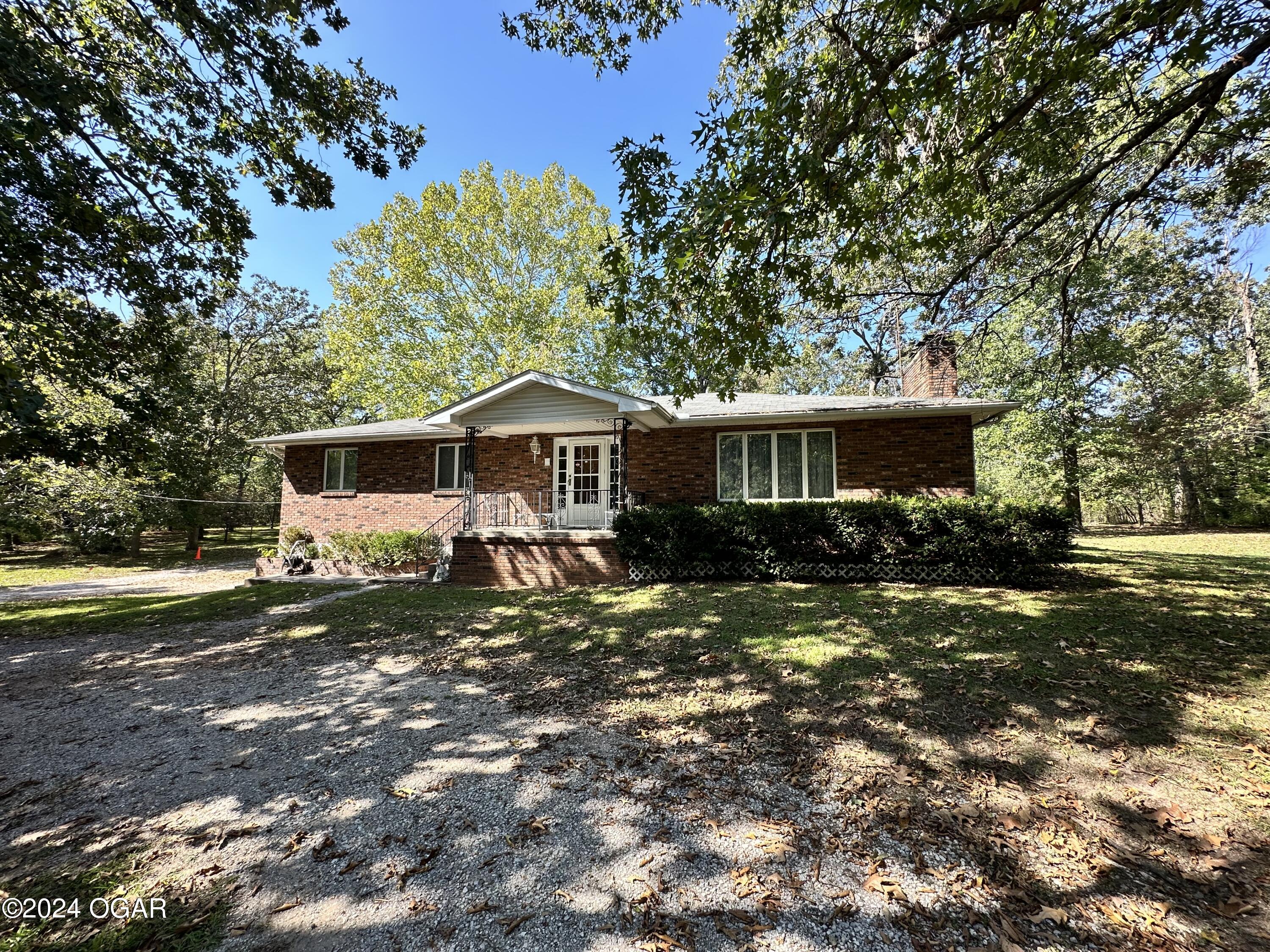 Trout Farm Rd, Neosho, MO 64850