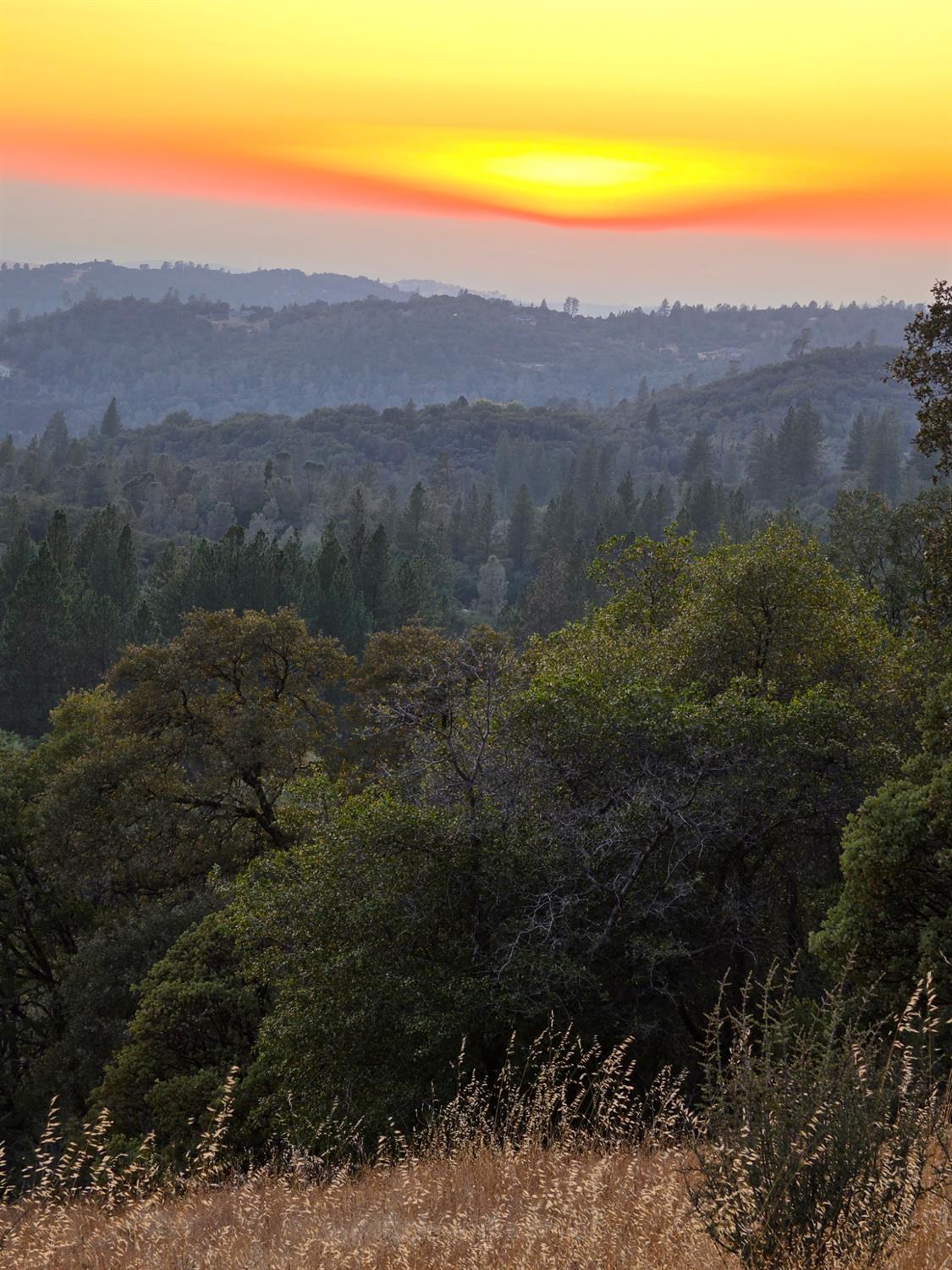 Land in Grass Valley