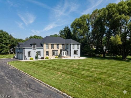 23 Deire Dr, Sparta, NJ, 07871-1135 | Card Image