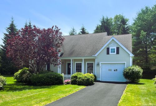 7-7 Clover Ln, Farmington, CT, 06032-2070 | Card Image