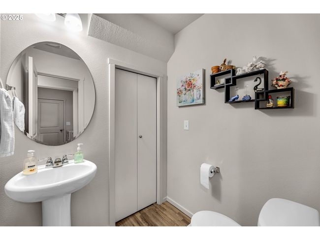 Bathroom-Main | Image 12