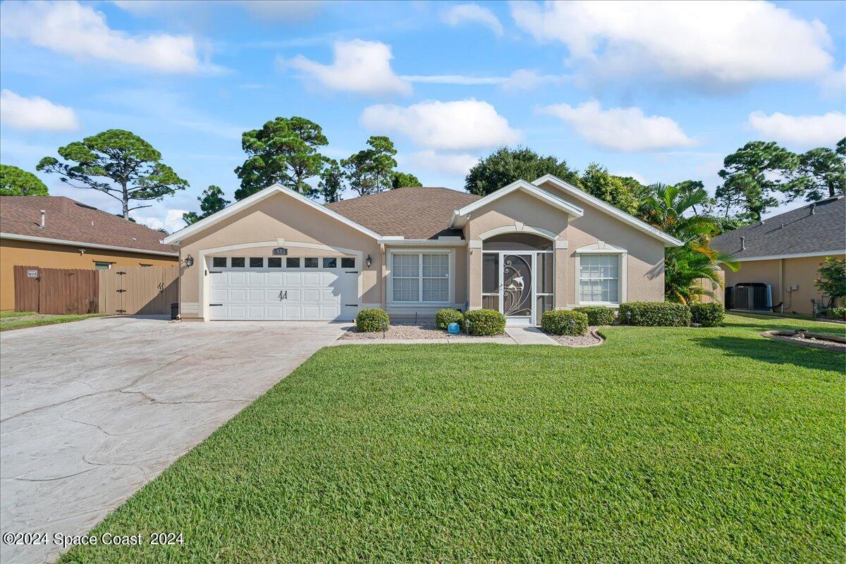 Stonehenge Cir, Rockledge, FL 32955