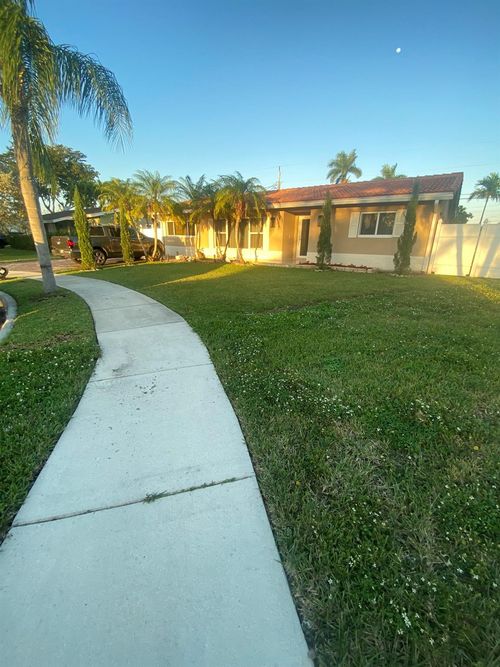 2126 Nw 64th Ave, Margate, FL, 33063-2230 | Card Image