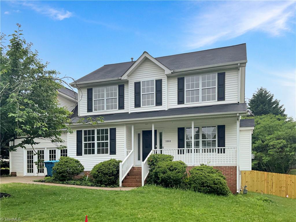 Landerwood Dr, Greensboro, NC 27405