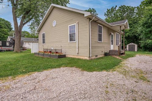 1875 S Bayview Dr, Marblehead, OH, 43440-2433 | Card Image