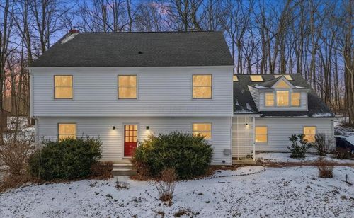 105 Allen Dr, Gambier, OH, 43022-7700 | Card Image