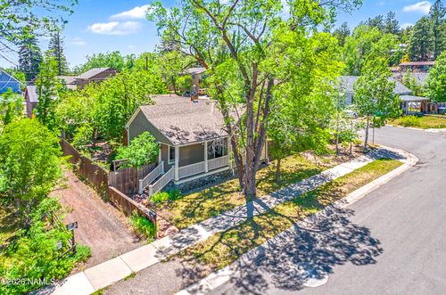725 W Summit Avenue, Flagstaff, AZ, 86001 | Card Image