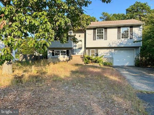 207 Blackfoot Trl, BROWNS MILLS, NJ, 08015-6215 | Card Image