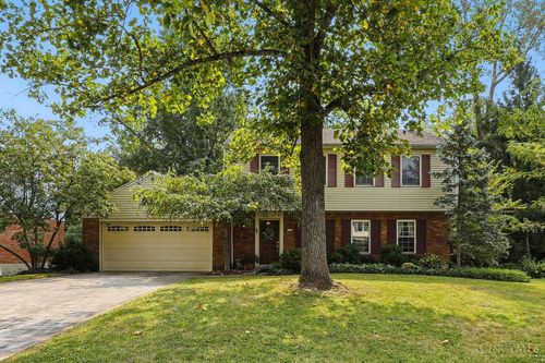 9416 Shadyoak Ct, Cincinnati, OH, 45231-3916 | Card Image