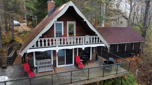 1038 Broken Paddle Rd, Haliburton, ON, K0M1S0 | Card Image