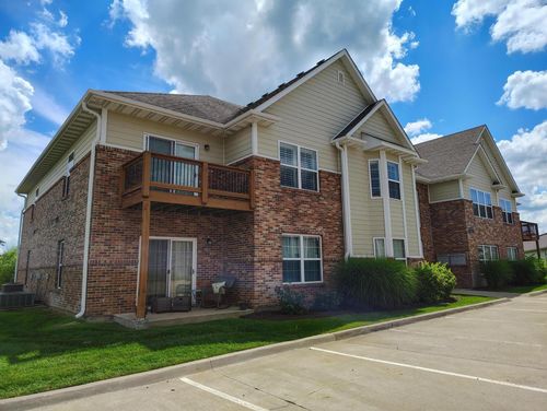 103-27 N Grace Ln, COLUMBIA, MO, 65201-7258 | Card Image