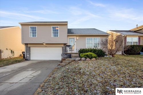 17769 Olive St, Omaha, NE, 68136-2046 | Card Image