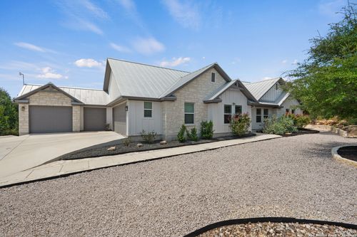 106 William Tobin, Blanco, TX, 78606-6004 | Card Image