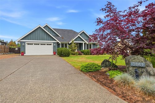 3861 Creekside Dr, Bowser, BC, V0R1G0 | Card Image
