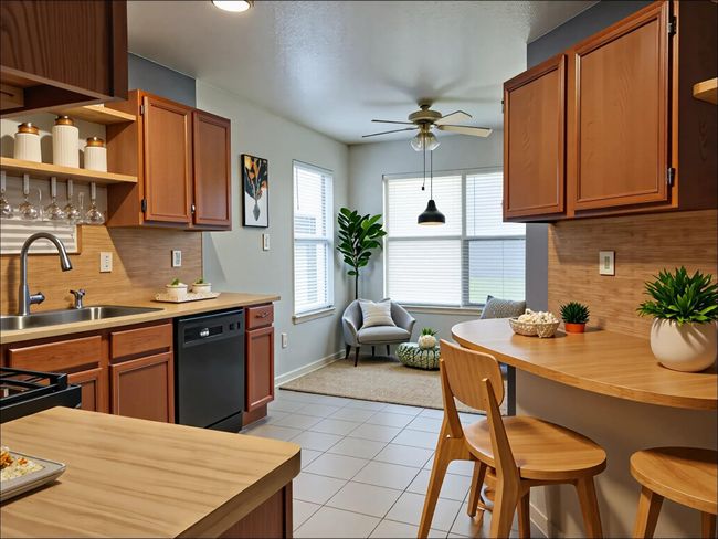 19627 Westbridge Ln, House other with 3 bedrooms, 2 bathrooms and 2 parking in Spring TX | Image 10