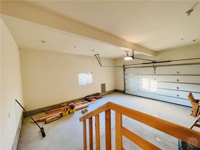 2 Car Garage | Image 10