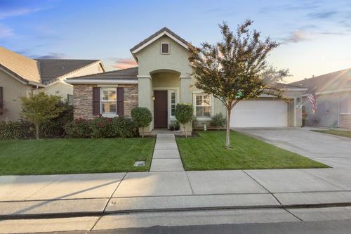  Brook Way, Waterford, CA, 95386 | Card Image