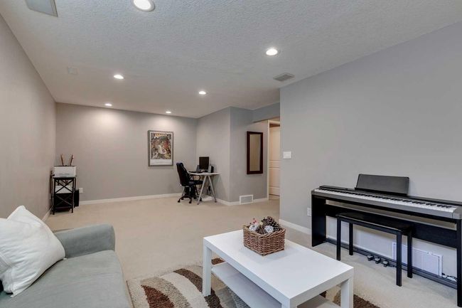 2031 Brightoncrest Common Se, House other with 4 bedrooms, 4 bathrooms and 4 parking in Calgary AB | Image 34