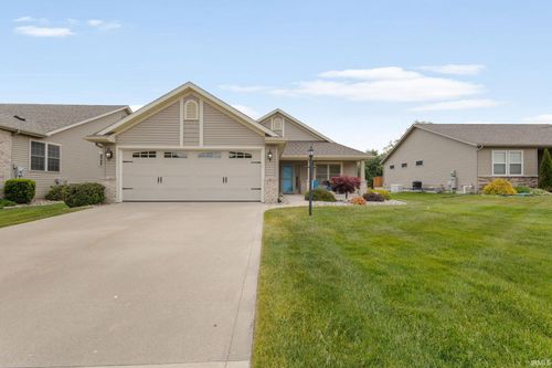 25251 Brynnwood Dr, Elkhart, IN, 46514-8140 | Card Image