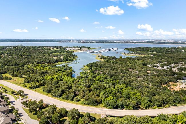 1002 Meadow Bend Loop N, House other with 4 bedrooms, 5 bathrooms and null parking in Grapevine TX | Image 40