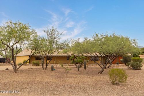 4537 E San Carlos Pl S, Tucson, AZ, 85712-1916 | Card Image