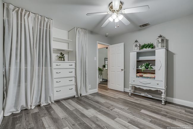 1208 Colony Dr, House other with 3 bedrooms, 2 bathrooms and null parking in Schertz TX | Image 31