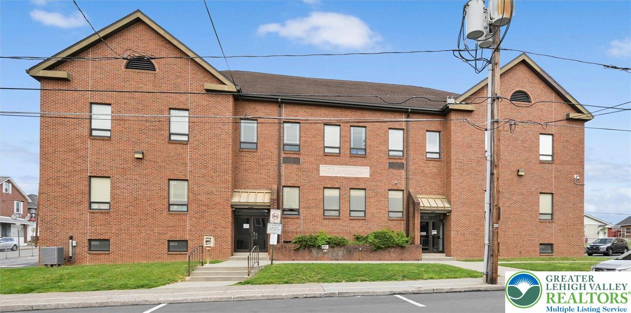 855 Lincoln Ave, Northampton, PA 18067